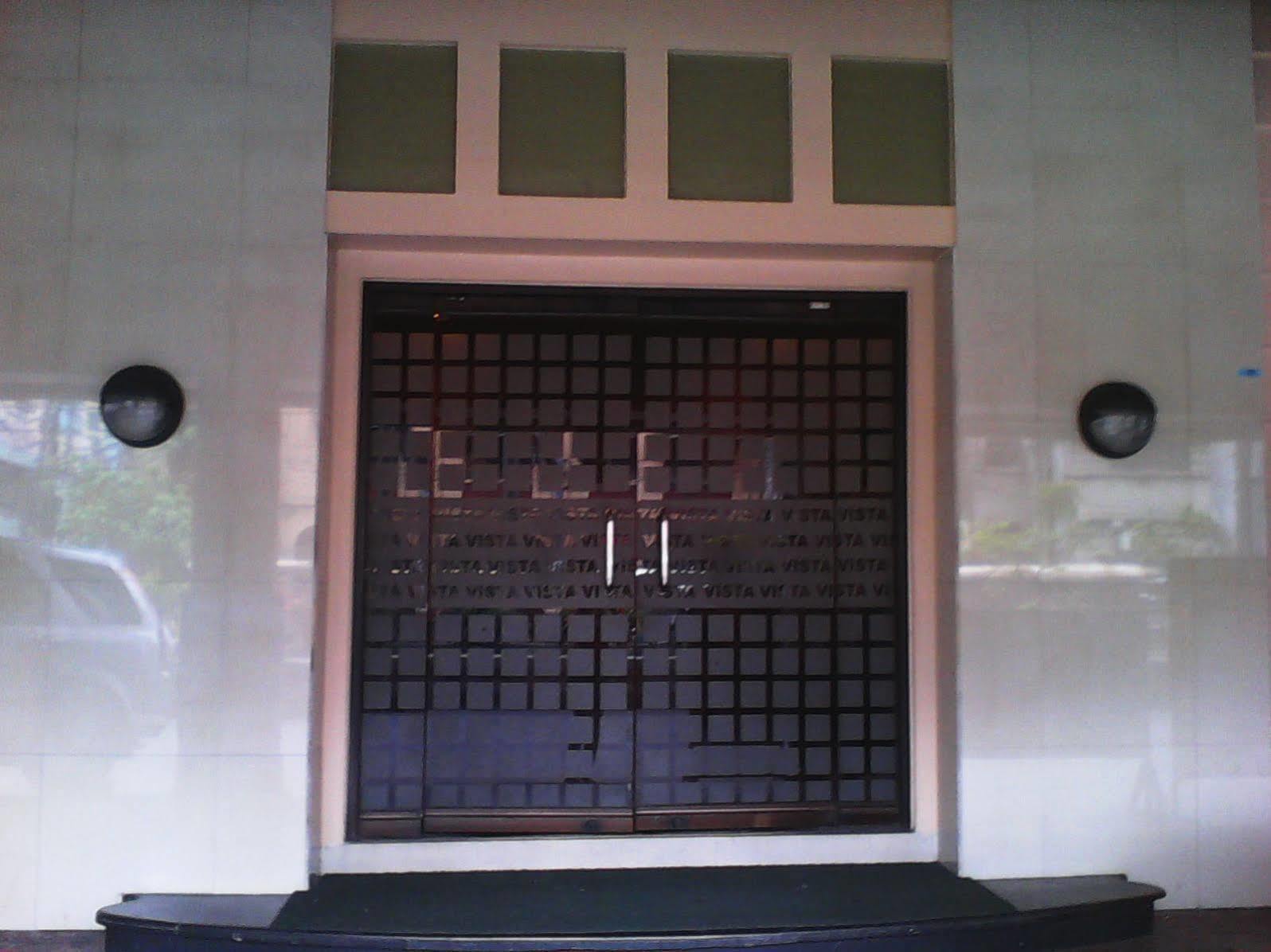 Vista Hotel Recto Manila Exterior foto